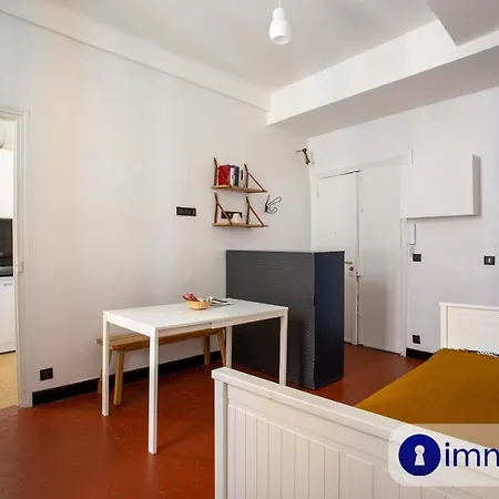 Air-conditioned In The Heart Of Old *