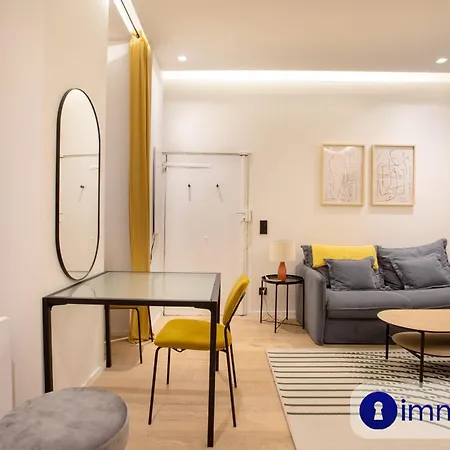 Apartament Air-conditioned In Old