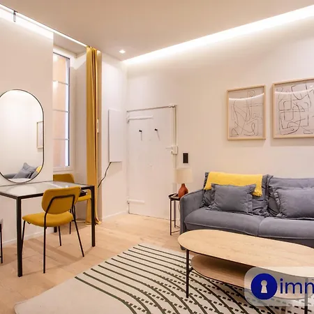 Apartament Air-conditioned In Old